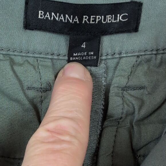 Banana Republic Agave Green 5" Shorts NWT Size 4 - Picture 4 of 8